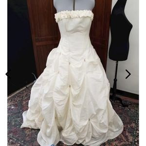 Alfred Angelo wedding dress